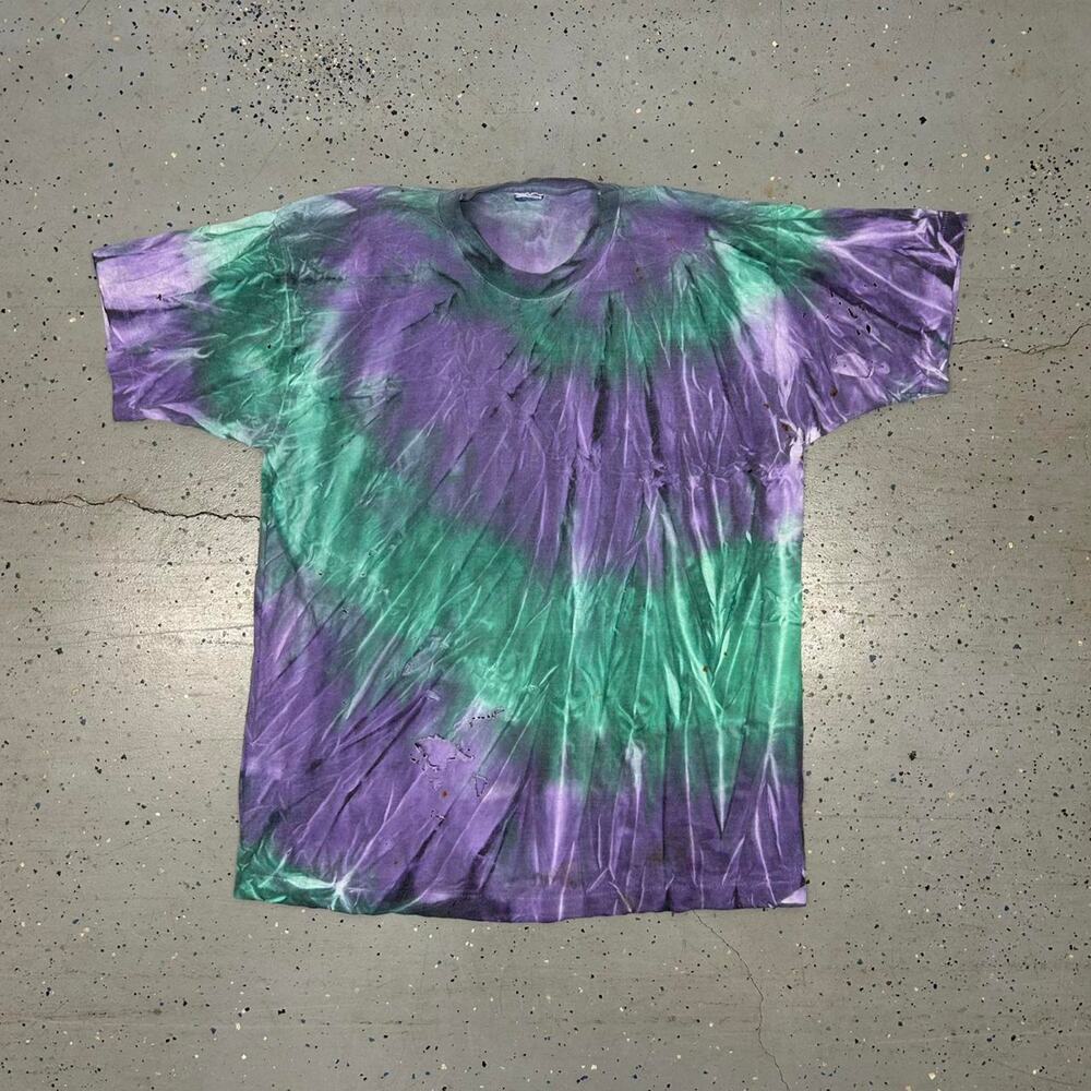 Vintage 90s tie dye purple and green short sleeve shirt